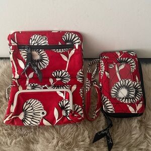 Vera Bradley Deco Daisy 2 Piece kisslock Wallet And wristlet